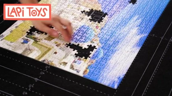 Lapi Toys XXL Puzzelrol - Puzzelmat Voor Legpuzzel - Puzzelplaat - Puzzelbord - Puzzelkleed - Portapuzzle - Puzzel Opbergsysteem - Puzzel Rol - Puzzelrolmat - Voor 500, 1000, 1500, 2000 En 3000 Stukjes 4 Lapi Toys XXL Puzzelrol - Puzzelmat Voor Legpuzzel - Puzzelplaat - Puzzelbord - Puzzelkleed - Portapuzzle - Puzzel Opbergsysteem - Puzzel Rol - Puzzelrolmat - Voor 500, 1000, 1500, 2000 En 3000 Stukjes - Afbeelding 2